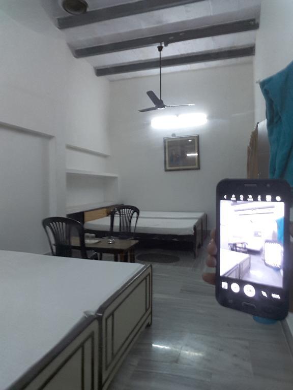 Teerth Guest House Varanasi Luaran gambar