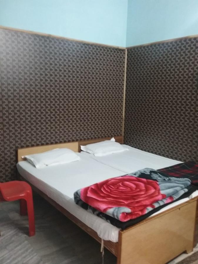 Teerth Guest House Varanasi Luaran gambar