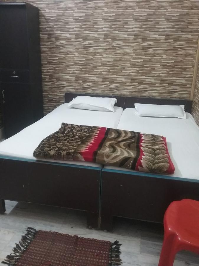 Teerth Guest House Varanasi Luaran gambar