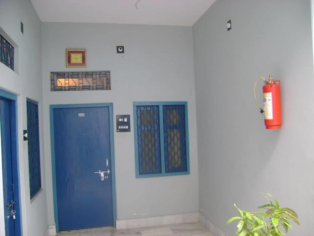 Teerth Guest House Varanasi Luaran gambar